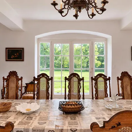 10-minute Walk To Balaton - Exclusive Castle וילה