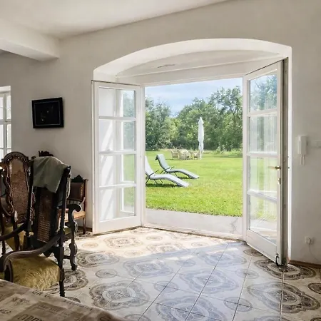 10-minute Walk To Balaton - Exclusive Castle * בלטונאקאלי