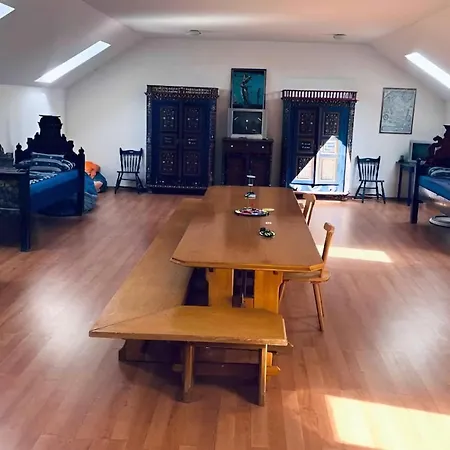 וילה 10-minute Walk To Balaton - Exclusive Castle
