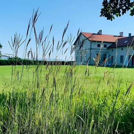 10-minute Walk To Balaton - Exclusive Castle בלטונאקאלי