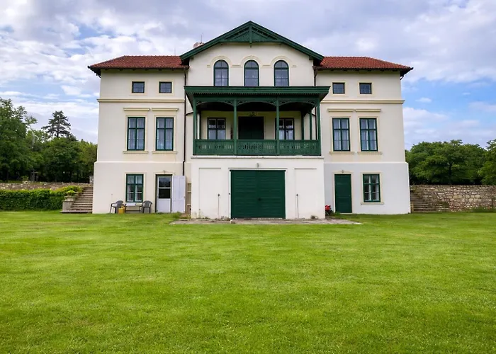 10-minute Walk To Balaton - Exclusive Castle Balatonakali