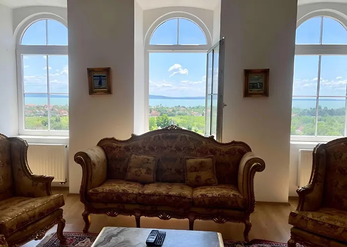 Villa 10-minute Walk To Balaton - Exclusive Castle