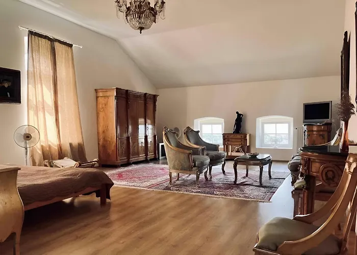Villa 10-minute Walk To Balaton - Exclusive Castle